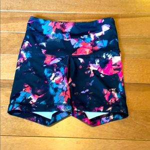 gap athletic shorts
